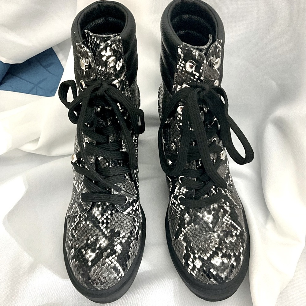 Nwot Rampage Lace Up Python Pattern Moto Combat B… - image 3
